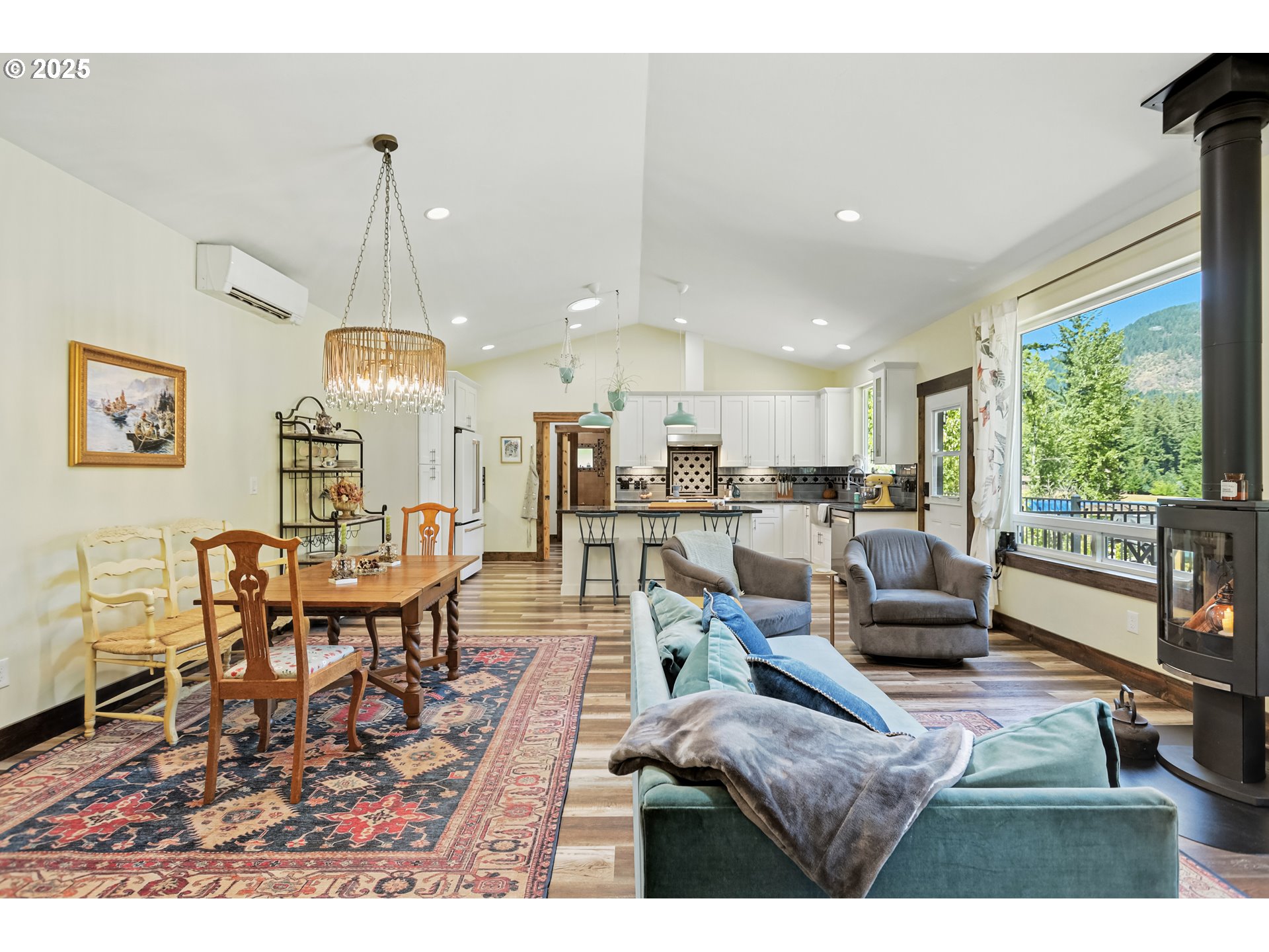 11 Edgewater Drive Carson, WA 98610 - Photo 6 of 48