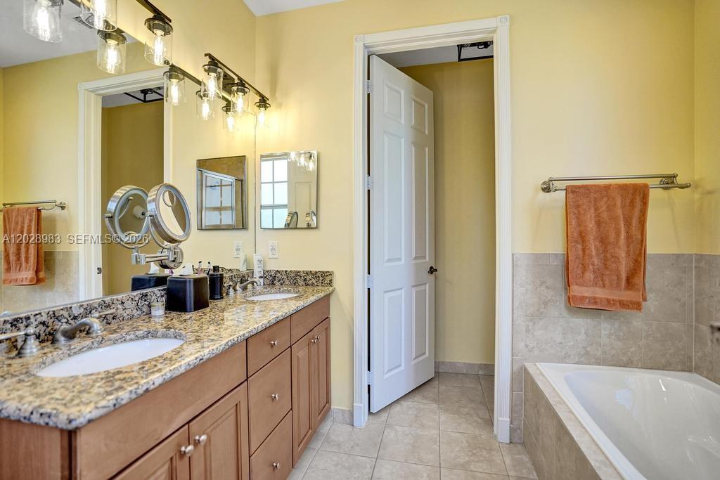 823 Northwest 82nd Lane Boca Raton, FL 33487 - Photo 65 of 105