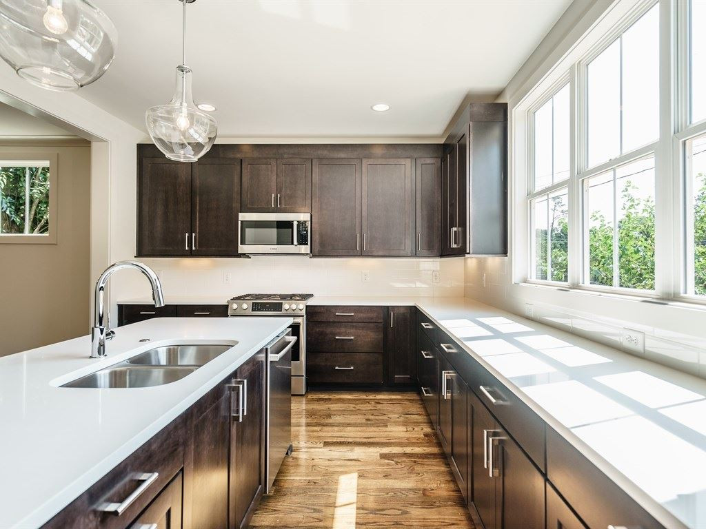 737 Mills Street Raleigh, NC 27608 - Photo 5 of 25 Photo 5
