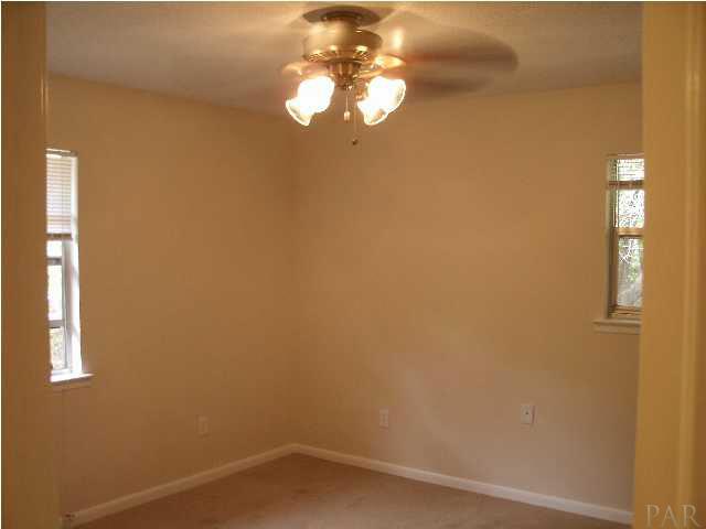 5088 Ronnie Road Milton, FL 32583 - Photo 9 of 13 2nd Bedroom