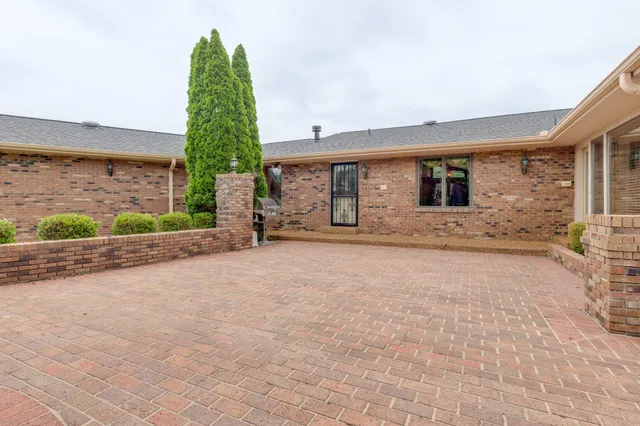 a view of a storage & utility room