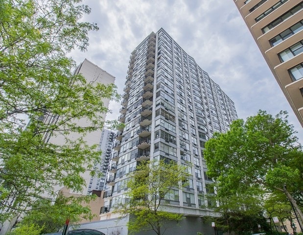 5757 North Sheridan Road, Unit 9C Chicago, IL 60660 - Photo 25 of 25