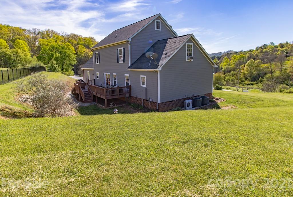 43 Mandalay Ridge Canton, NC 28716 - Photo 5 of 26 Gallery Image 5