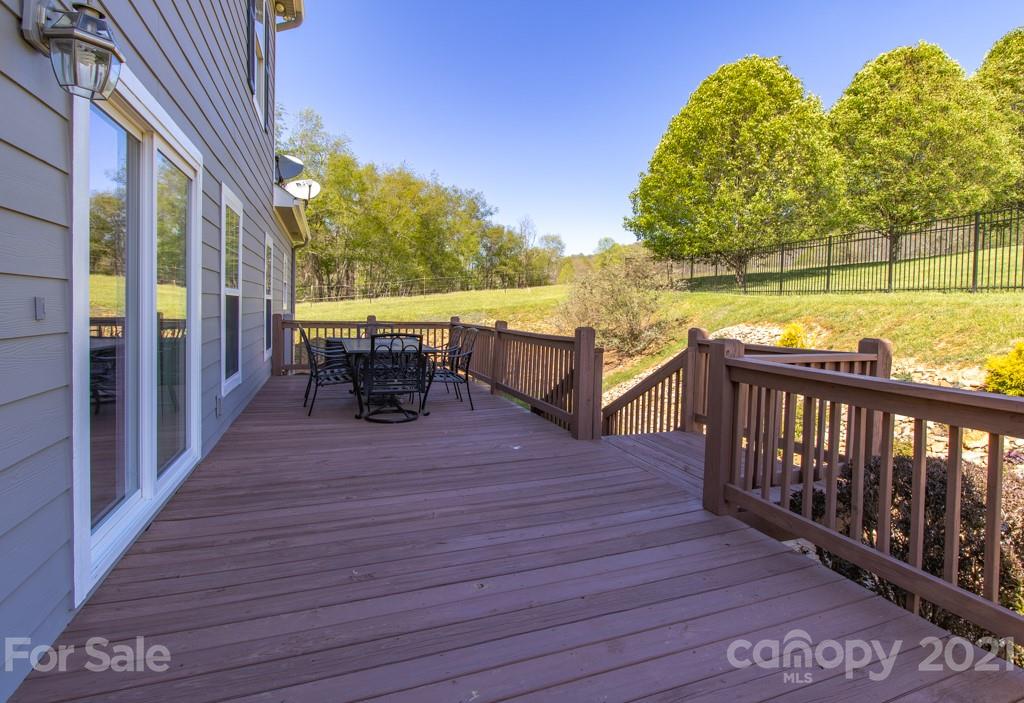 43 Mandalay Ridge Canton, NC 28716 - Photo 7 of 26 Gallery Image 7