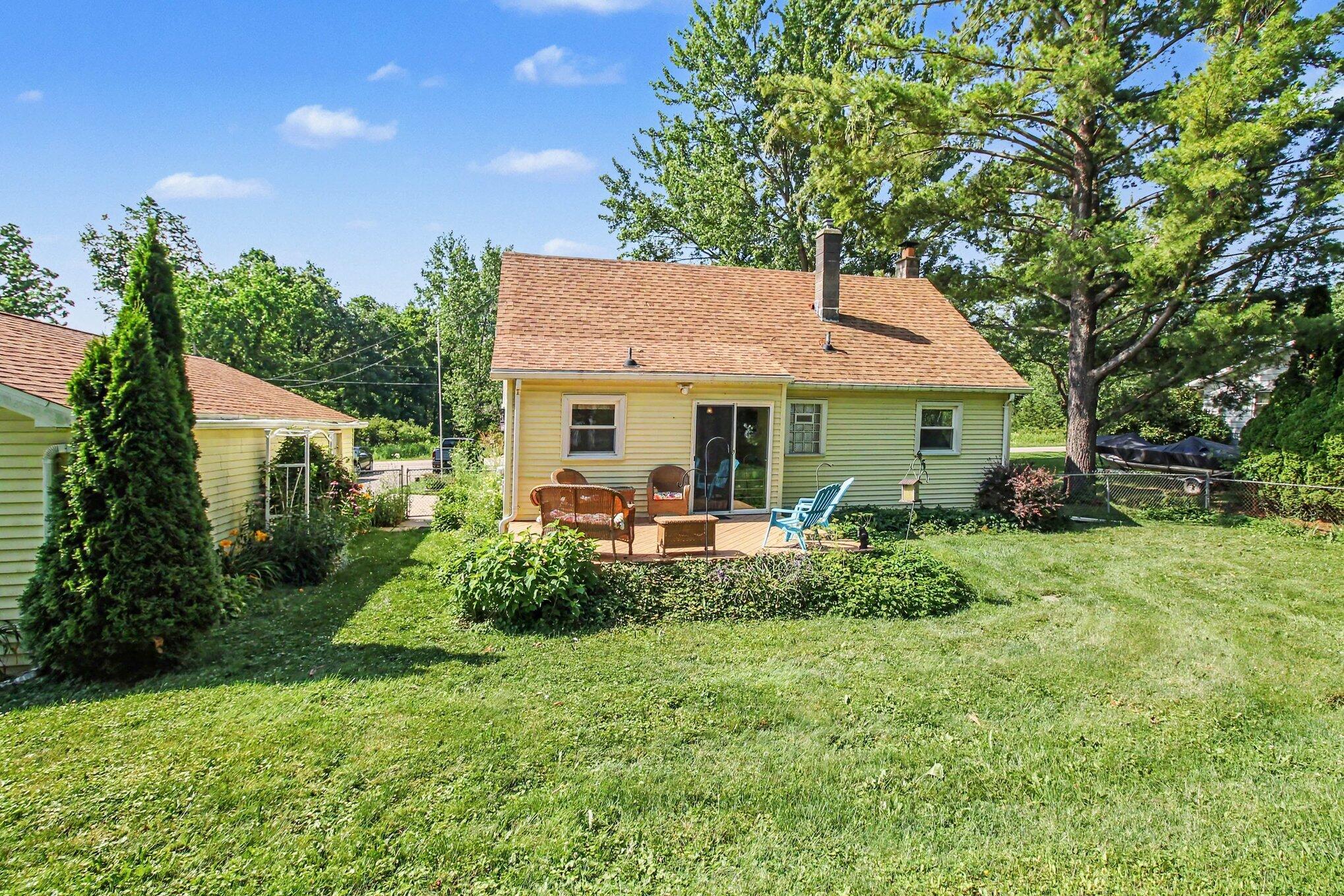 8919 Windsor Highway Dimondale, MI 48821 - Photo 22 of 28 025_file_8981