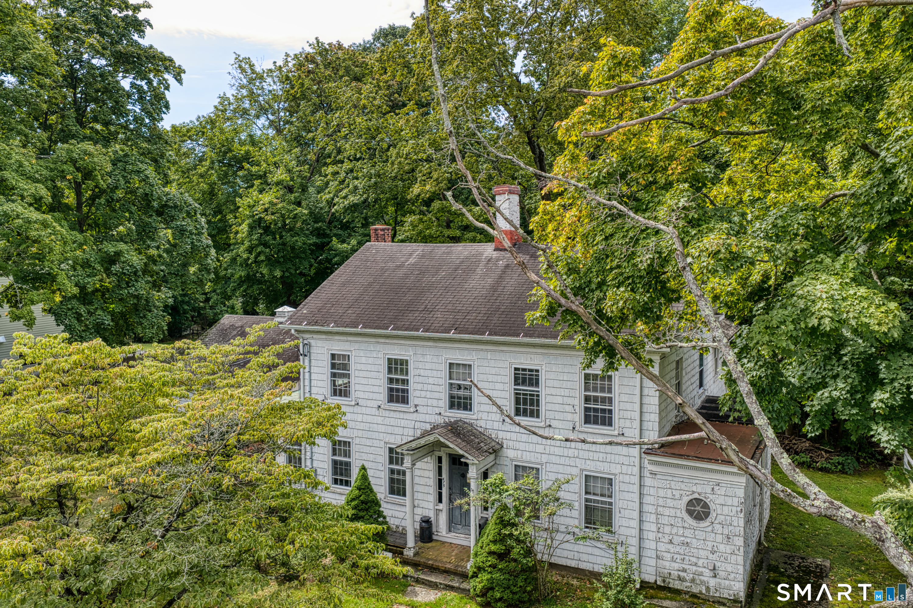 475 Stratfield Road Fairfield, CT 06825 - Photo 6 of 14 Gallery Image 6