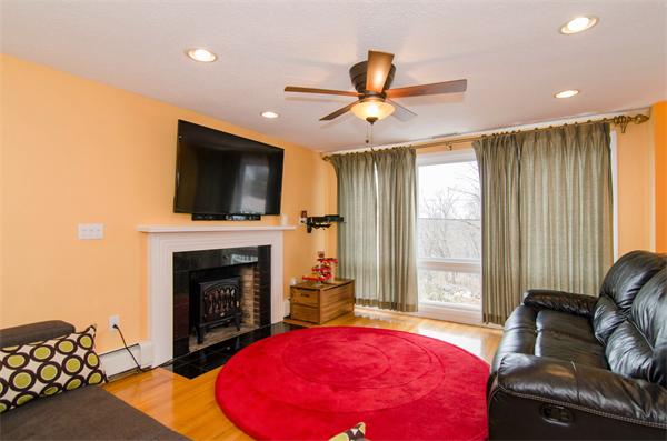28 Bernard Road Woburn, MA 01801 - Photo 5 of 30 Gallery Image 5
