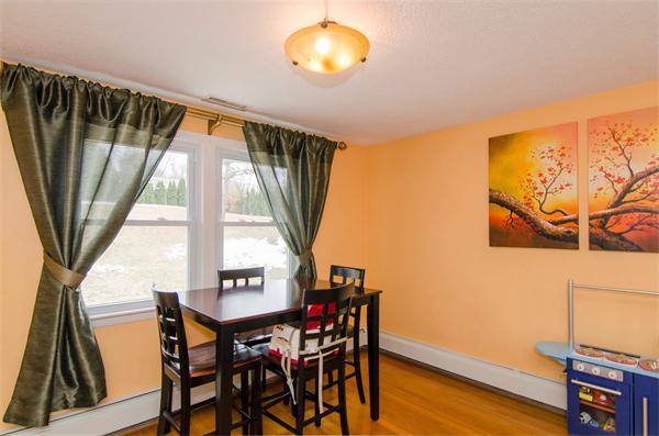 28 Bernard Road Woburn, MA 01801 - Photo 7 of 30 Gallery Image 7
