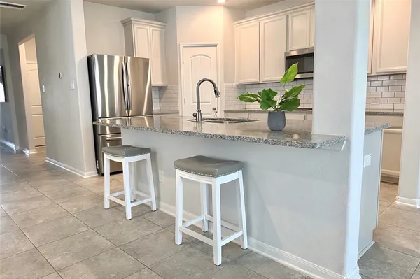 $2,600 | 18535 Ariat Drive, Cypress, TX 77429