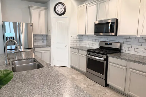 $2,600 | 18535 Ariat Drive, Cypress, TX 77429