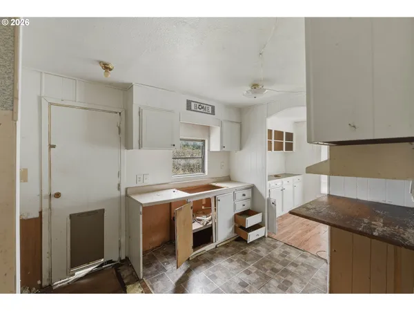 $99,000 | 91319 Grinnell Lane, Coos Bay, OR 97420