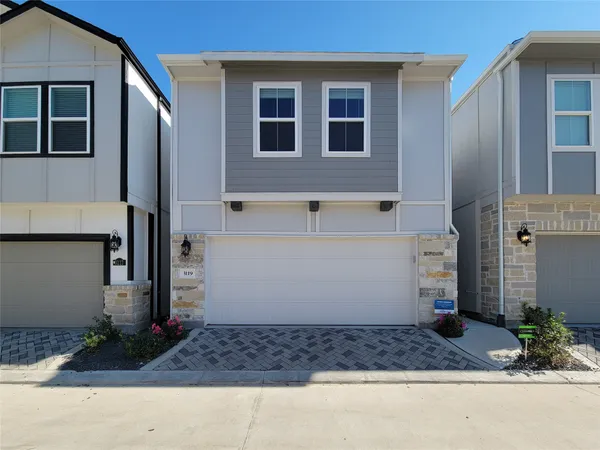 $2,550 | 3119 Skyrock Drive, Houston, TX 77063