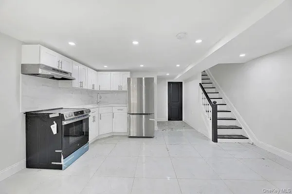 $899,000 | 442 East 43rd Street | Farragut