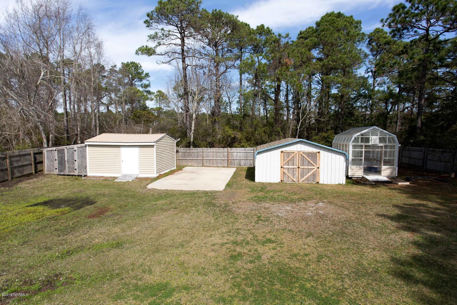 613 Carolina Inlet Acres Road Wilmington, NC 28412 - Photo 10 of 36 10_613InletAcresDr10_mls