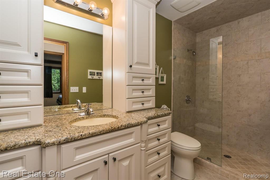 1261 Springwood Court Rochester Hills, MI 48309 - Photo 37 of 85