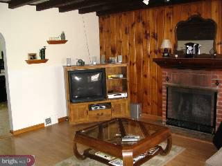 1925 Overbrook Road Hatfield, PA 19440 - Photo 2 of 6 Gallery Image 2