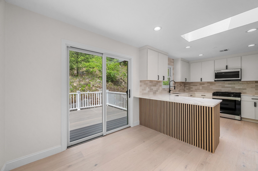 29 Rockway Road Peabody, MA 01960 - Photo 3 of 20