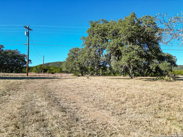 $278,000 | 235 Baptist Lane, Tarpley, TX 78883