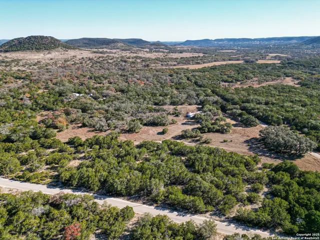 $278,000 | 235 Baptist Lane, Tarpley, TX 78883