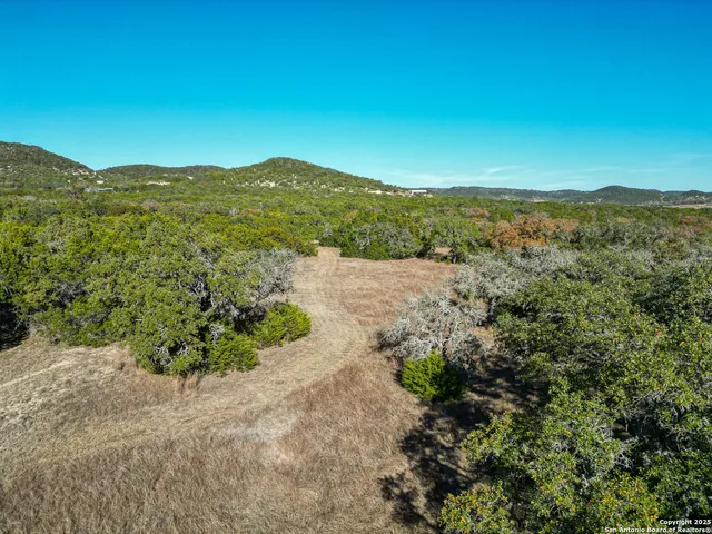 $278,000 | 235 Baptist Lane, Tarpley, TX 78883