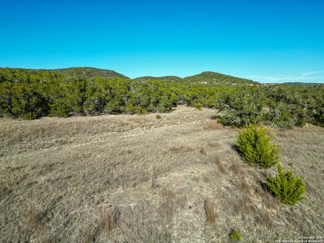 $278,000 | 235 Baptist Lane, Tarpley, TX 78883