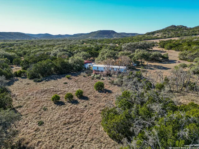 $278,000 | 235 Baptist Lane, Tarpley, TX 78883