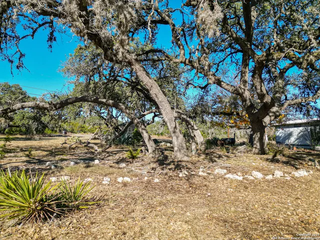 $278,000 | 235 Baptist Lane, Tarpley, TX 78883