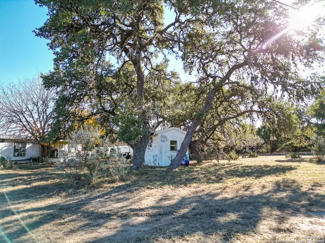 $278,000 | 235 Baptist Lane, Tarpley, TX 78883
