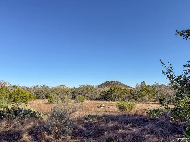 $278,000 | 235 Baptist Lane, Tarpley, TX 78883