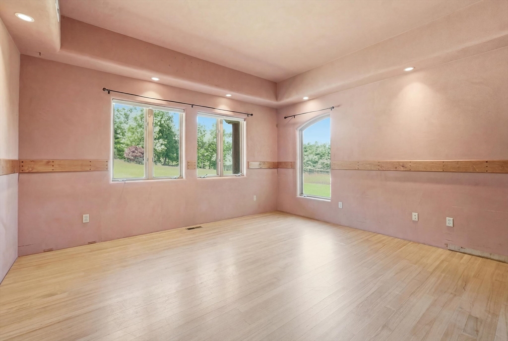 5 Osgood Road Charlton, MA 01507 - Photo 21 of 42