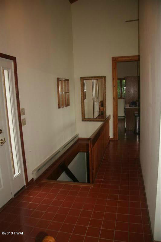 263 Lake Quinn Road Waymart, PA 18472 - Photo 13 of 50
