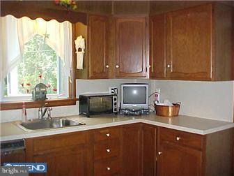 27 Preston Road Media, PA 19063 - Photo 4 of 12