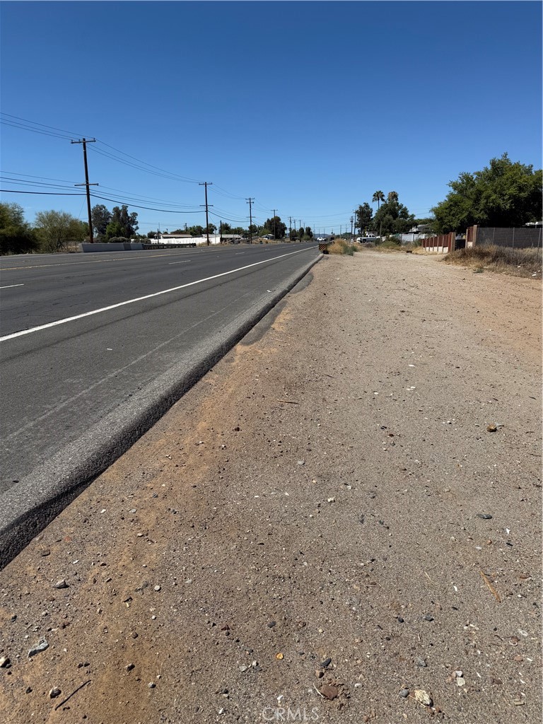 25773 Highway 74 Perris, CA 92570 - Photo 4 of 6