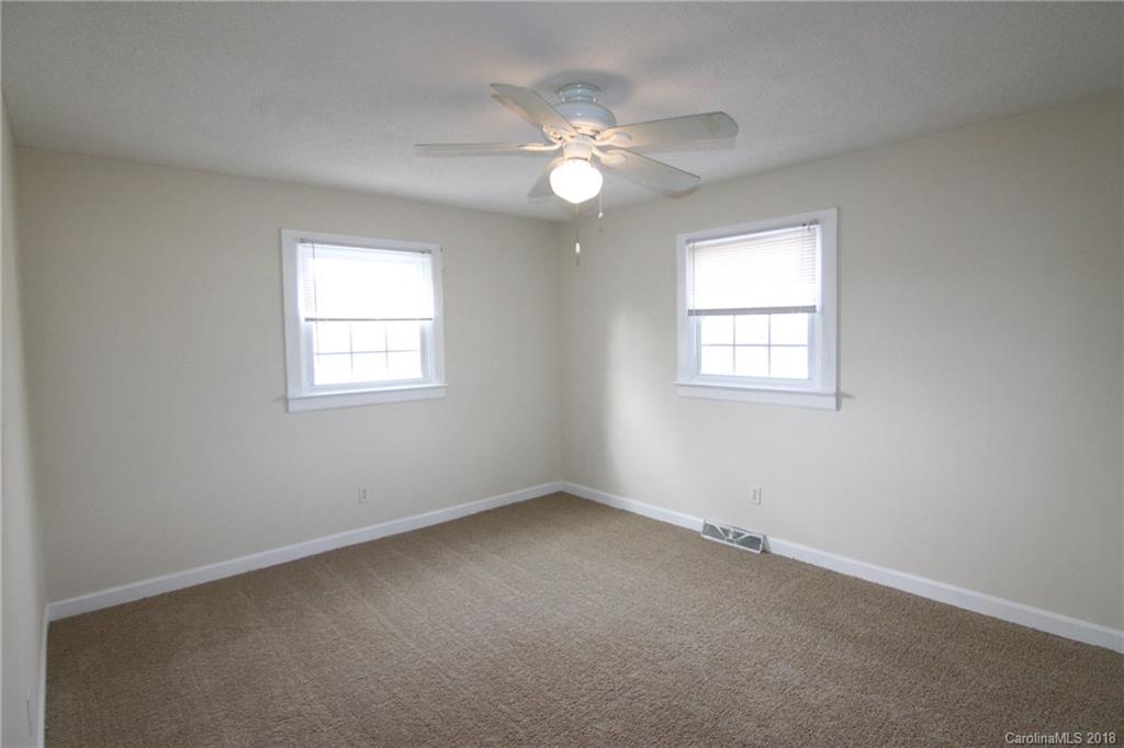 720 Davis Park Road Gastonia, NC 28052 - Photo 14 of 22 Gallery Image 14