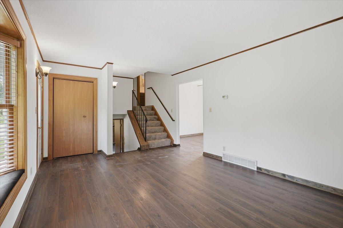 710 Kinney Road Hudson, WI 54016 - Photo 10 of 46