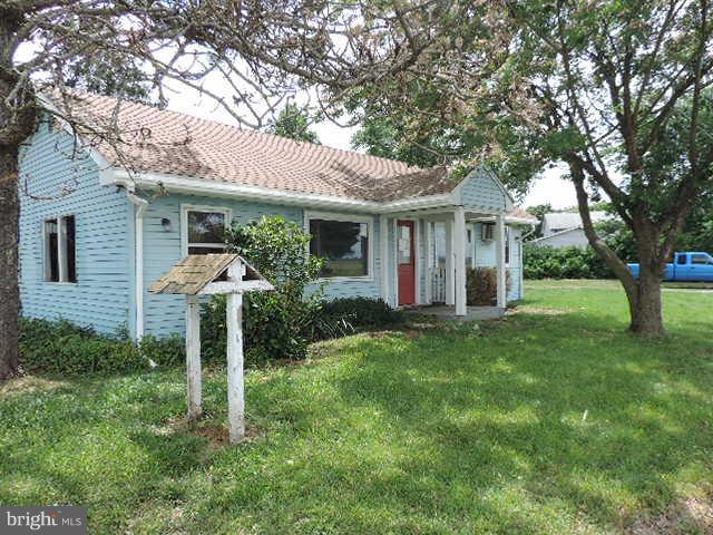 302 Sunset Boulevard Ridgely, MD 21660 - Photo 2 of 12 Exterior (Front)