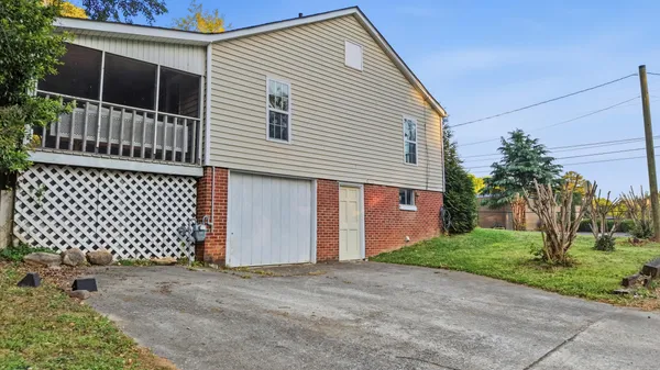 $315,000 | 720 Vernon Avenue, Dalton, GA 30720