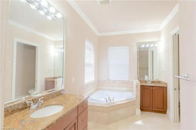 $6,500 | 2915 Coco Lakes Drive, Naples, FL 34105