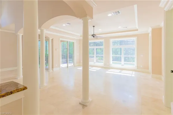 a view of an entryway of the house