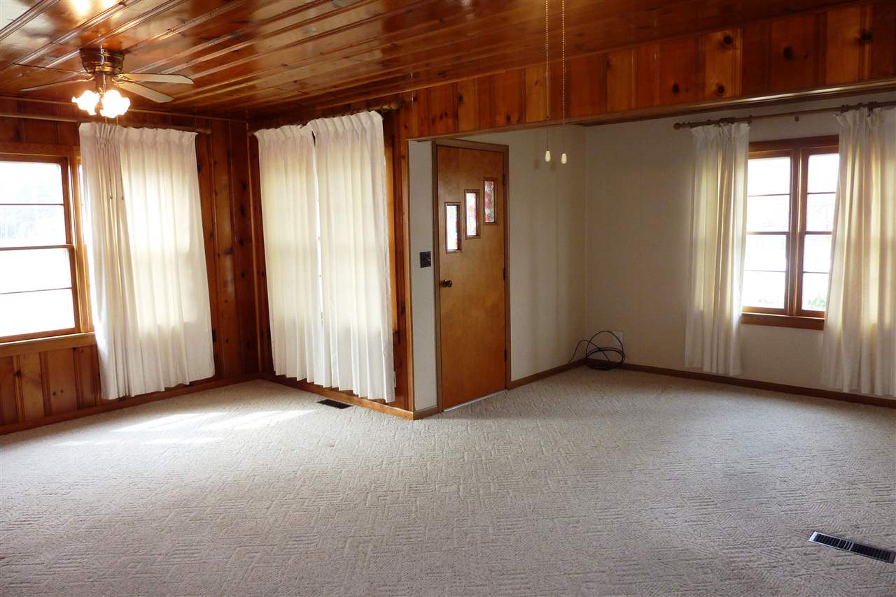 675 West 18th Street Rochester, IN 46975 - Photo 4 of 18