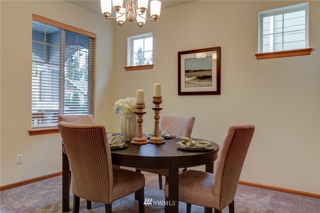 12141 Southeast 186th Street Renton, WA 98058 - Photo 4 of 24 Gallery Image 4