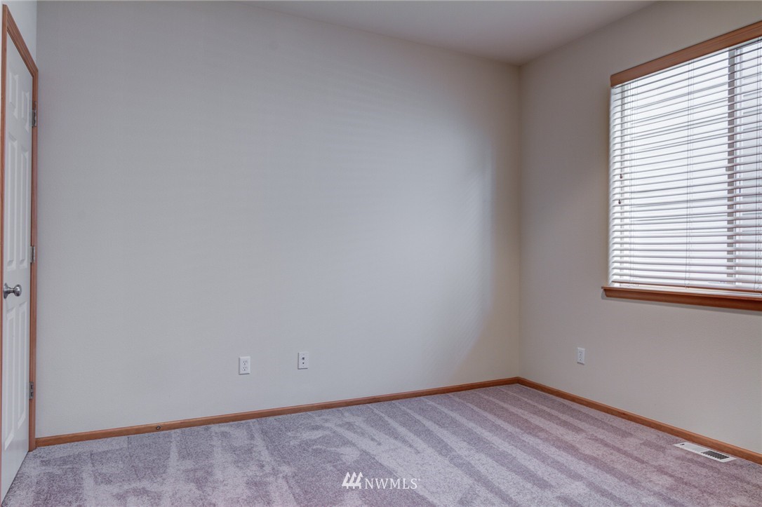 12141 Southeast 186th Street Renton, WA 98058 - Photo 9 of 24 Gallery Image 9