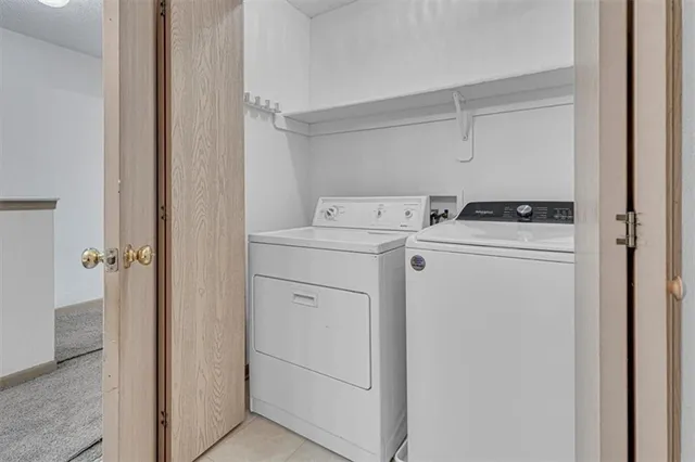 $205,000 | 1313 Southeast Broadway Circle, Lee's Summit, MO 64081