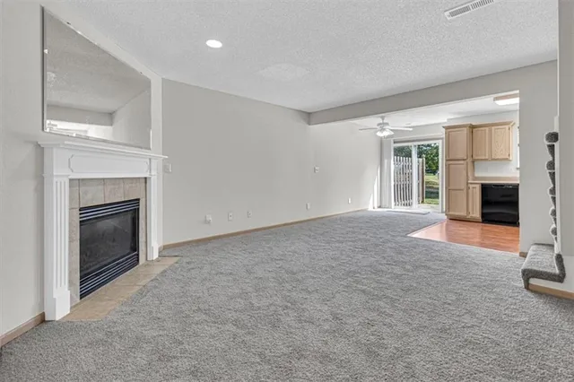 $205,000 | 1313 Southeast Broadway Circle, Lee's Summit, MO 64081