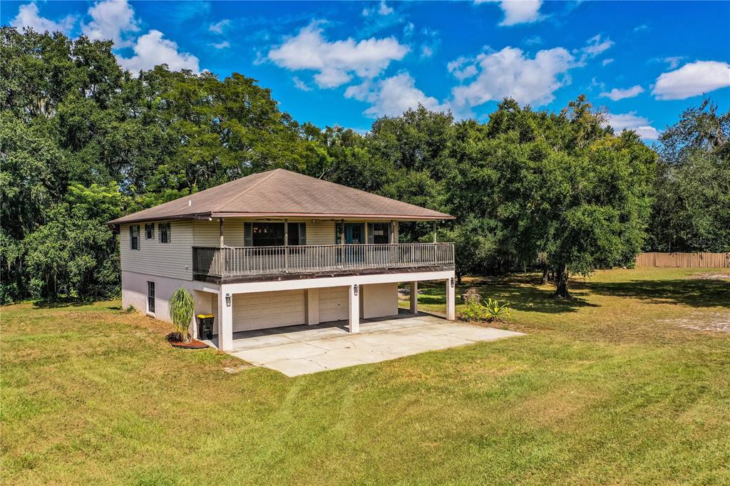 8725 Selph Road Lakeland, FL 33810 - Photo 1 of 71 Gallery Image 1