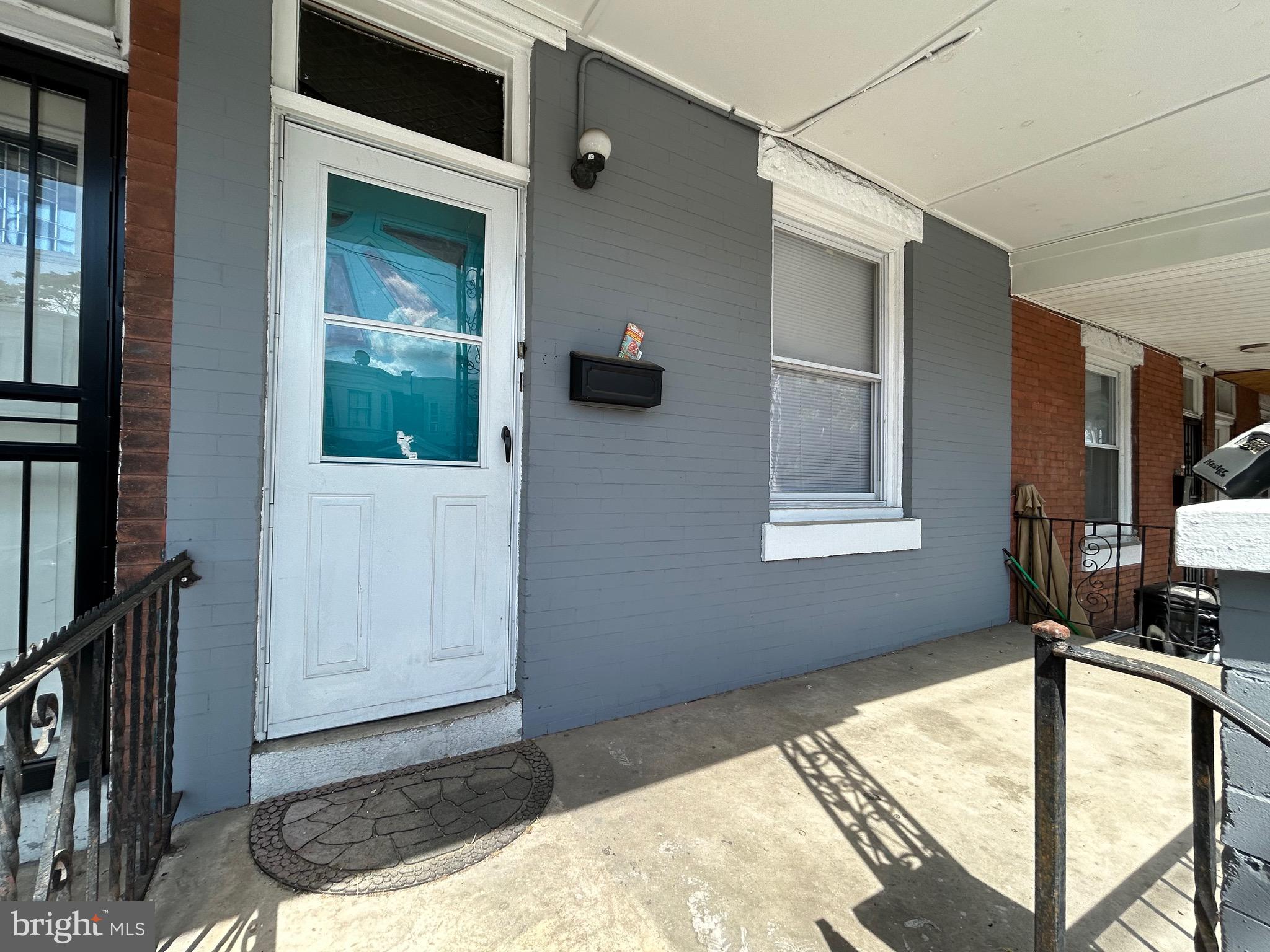 606 North 55th Street Philadelphia, PA 19131 - Photo 2 of 23 Front porch