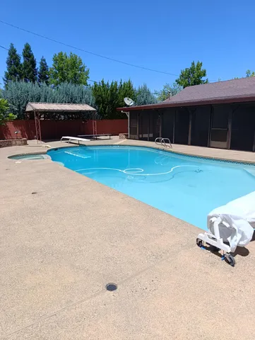 $599,900 | 910 Hallmark Drive, Redding, CA 96001