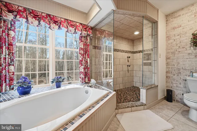 $1,100,000 | 295 Dogwood Drive, Elizabethtown, PA 17022