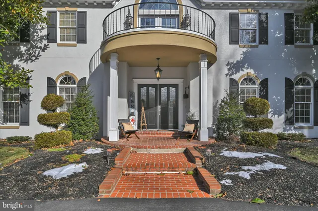 $1,100,000 | 295 Dogwood Drive, Elizabethtown, PA 17022