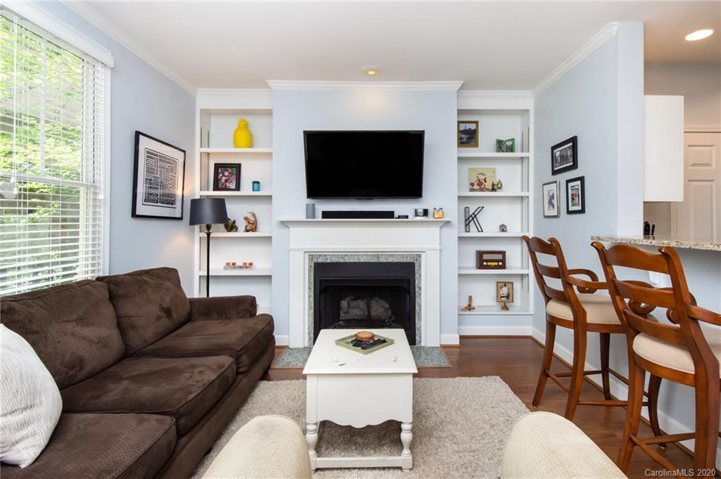 416 Queens Road, Unit 9 Charlotte, NC 28207 - Photo 1 of 24 Gallery Image 1